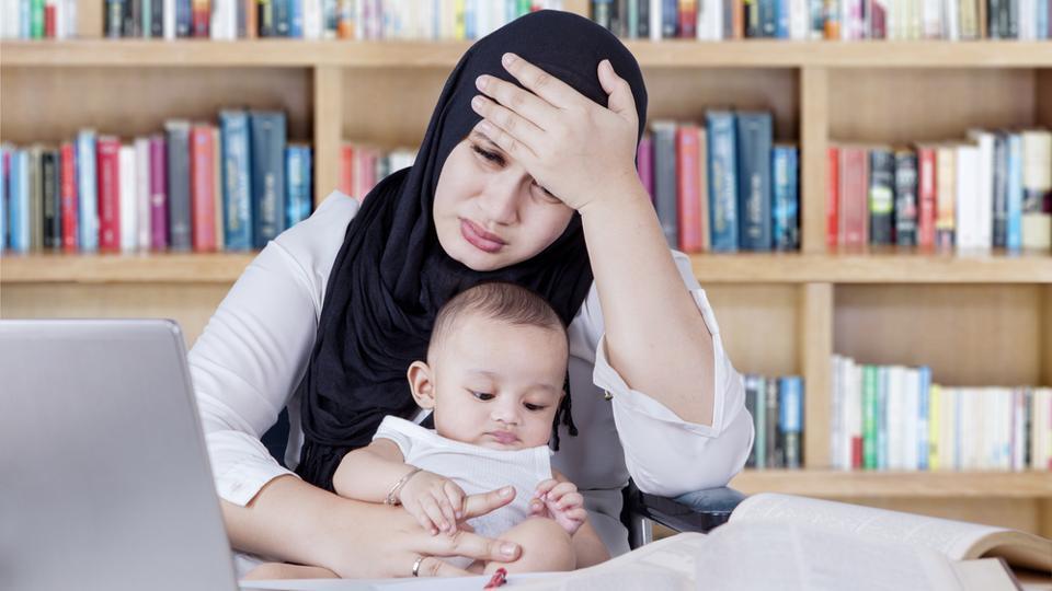 young and a tired mother shutterstock a9fdbc20 fcbe 11e6 8901 3594dadd8a9a