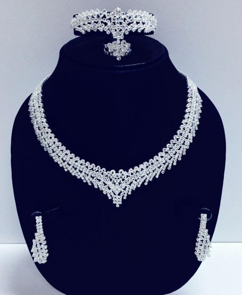 اطقم اكسسوارات نسائية