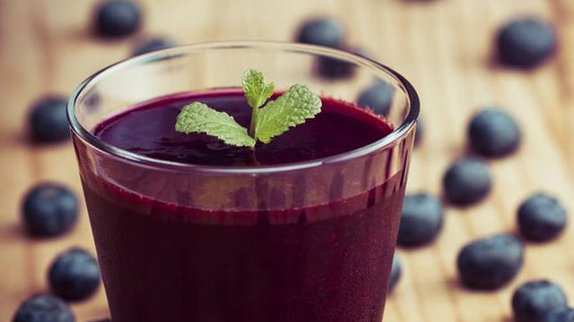 فوائد عصير التوت البري