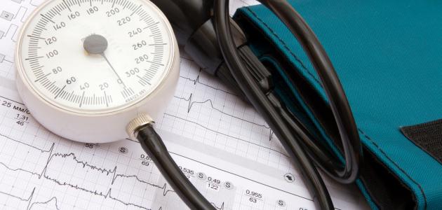 ما هي اعراض انخفاض الضغط الدموي