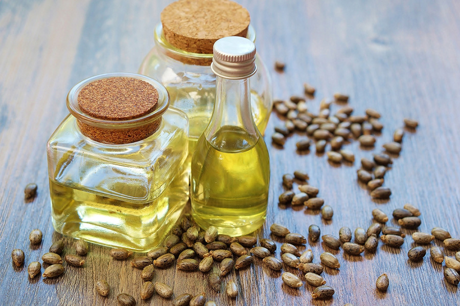 الأكل بعد شرب زيت الخروع