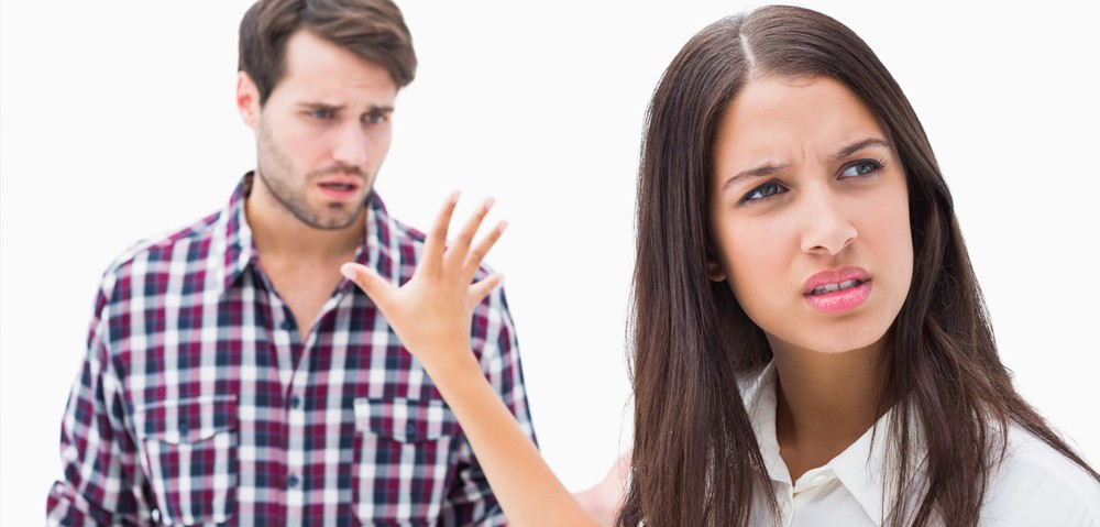 ما هو شعور الرجل عندما تتجاهله حبيبته