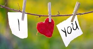 علامات الحب في مواقع التواصل الاجتماعي